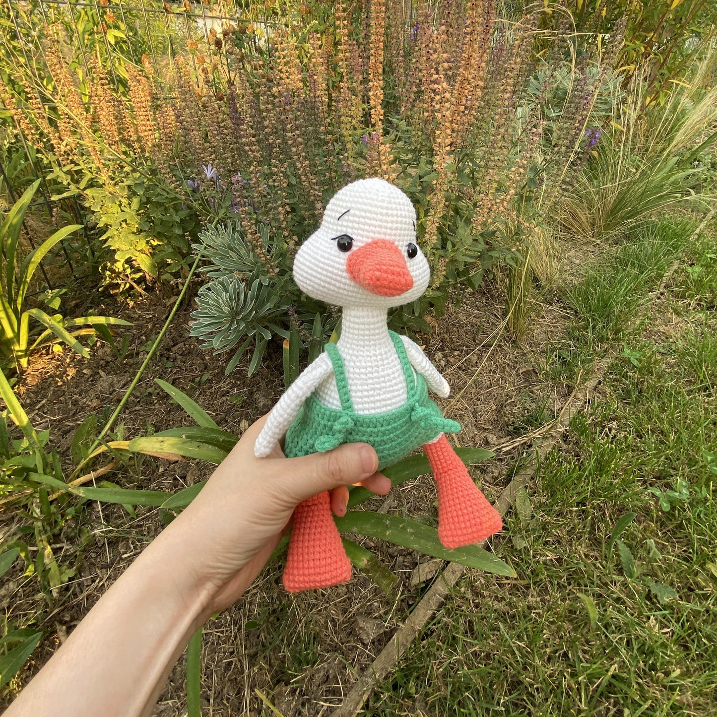 Canard Mignon en Crochet Fait Main avec Tenue