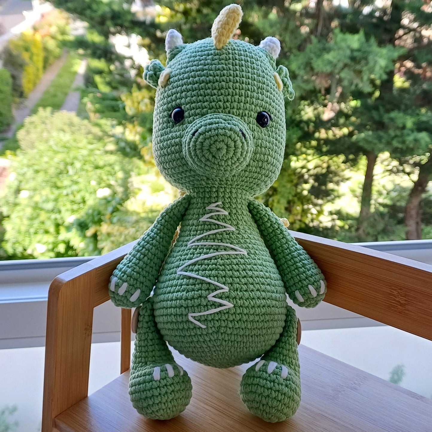 Dragon vert en crochet fait main