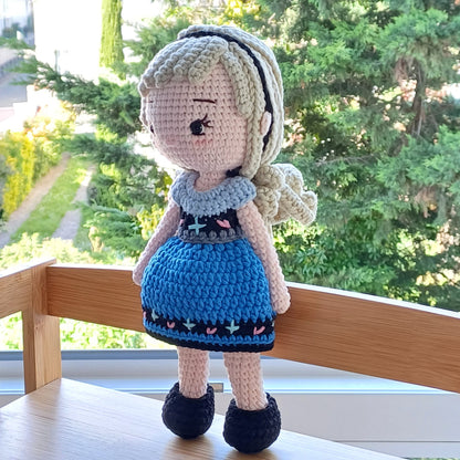 Handmade Crochet Elsa Frozen Doll Souvenir