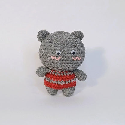 Handmade crochet of the adorable gray cat