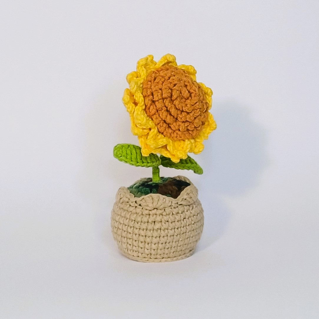 Pot de tournesol au crochet